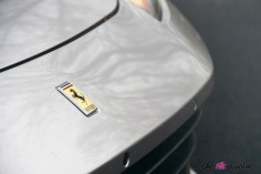 Ferrari GTC4 Lusso capot détail logo calandre